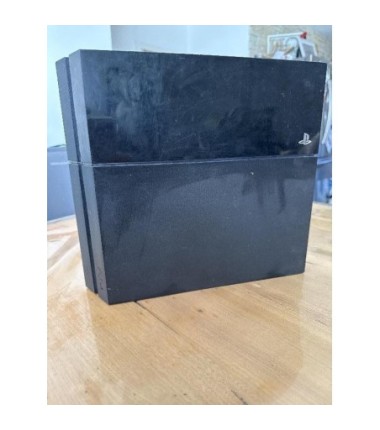 PLAY STATION 4 BON ETAT DE FONCTIONNEMENT FOURNIE AVEC SON CABLE ET FONCTIONNEL 